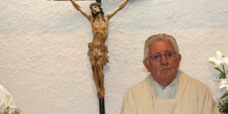Falleció reconocido sacerdote Mario Molina Guaita