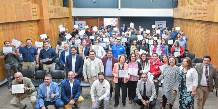 154 organizaciones de la Provincia de Talca reciben recursos del Fondo FNDR 8% entregados por el Gobierno del Maule