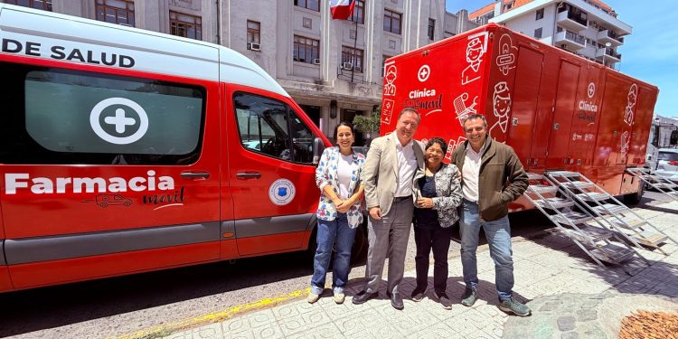 Municipalidad de Talca apoyará a Pelluhue con Clínica y Farmacia Móvil para atención de salud tras incendio del CESFAM de Curanipe