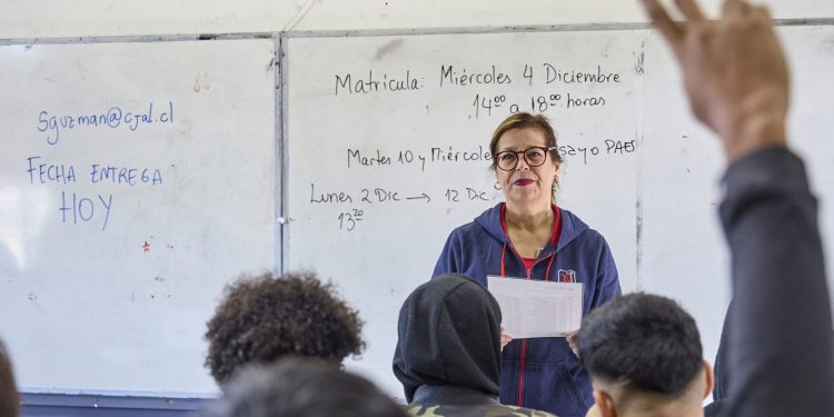 El Maule se consolida como la región con mejor recuperación de la asistencia escolar en Chile