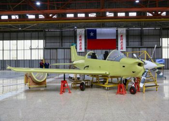 Presentan avance del avión T-40 Newén, aeronave chilena de instrucción para pilotos