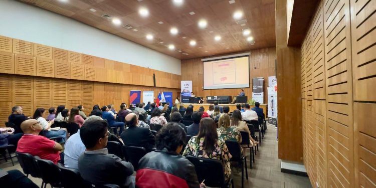 Emprendedores maulinos protagonizan encuentro de innovación “Made in Maule”