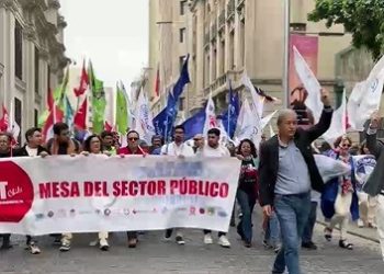 Sector público pide reajuste salarial del 2% sobre IPC
