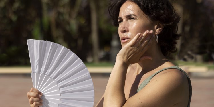 Protégete en estos días de calor y refuerza el cuidado de quienes más lo necesitan