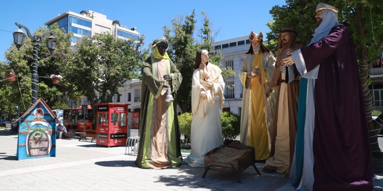 Municipalidad de Talca presenta un Plan de Navidad 2025 con actividades familiares, seguras, gratuitas para la comunidad