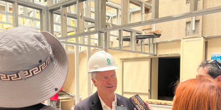 Ex hospital de Curicó se transformará en una clínica resolutiva del departamento comunal de salud.