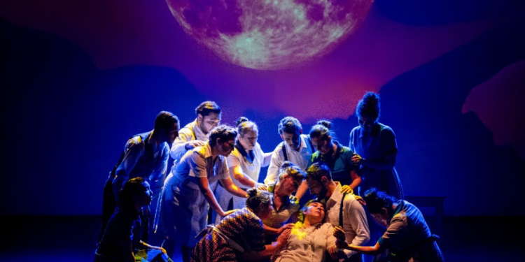 Extensión UTalca cierra el año con cartelera teatral gratuita que incluye homenaje a Gabriela Mistral