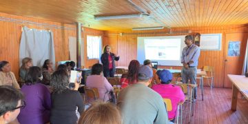 Realizan charla de buenas prácticas y conocimientos fundamentales de paneles fotovoltaicos en Cajón del Melado