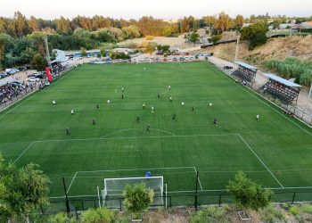 Municipalidad de Talca inaugura renovada cancha del Club Deportivo Aurora de Chile y consolida el tercer recinto de fúbtol del año