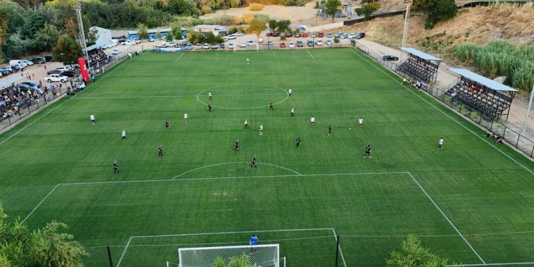 Municipalidad de Talca inaugura renovada cancha del Club Deportivo Aurora de Chile y consolida el tercer recinto de fúbtol del año