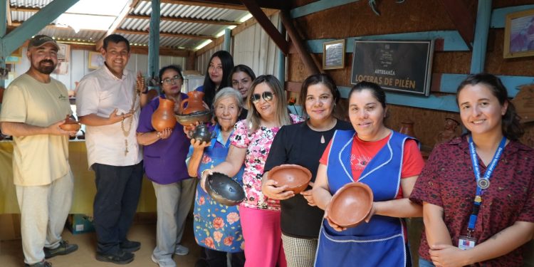 Loceras de Pilen capacitan a docentes del SLEP Maule Costa
