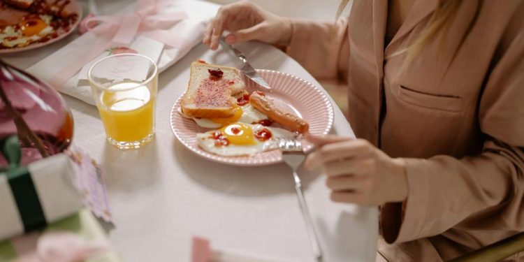 La Colina: Un nutriente que actúa escudo contra la neurodegeneración prematura