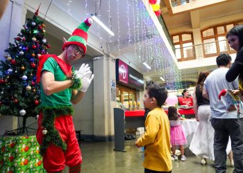 Autoridades del Maule invitan a sumarse a Campaña “Apadrina tu Carta” de Correos de Chile esta Navidad