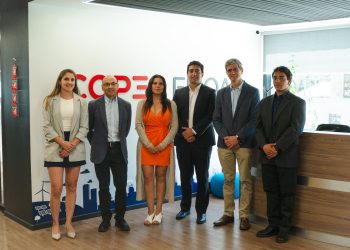 PFalimentos firma convenio con Copec EMOAC para abastecer sus principales plantas productivas con energía renovable 