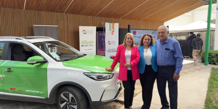 Concluye con éxito Programa GEF 7 Electromovilidad que permitió al Maule contar con 14 colectivos eléctricos
