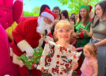 Municipalidad de Talca comenzó record de entrega de regalos navideños con más de 20 mil presentes y amplia cobertura de edad 