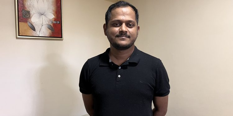 Familia paquistaní vive primer parto con pertinencia cultural en el HRT