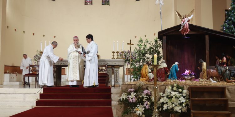 Celebraciones de Nochebuena en parroquias de provincias de Talca y Curicó