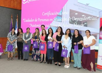 SENCE y CFT Estatal certifican a Cuidadoras de Adultos Mayores y Personas en Situación de Dependencia