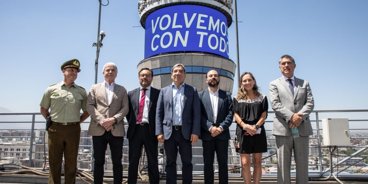 Un canal de televisión transmitirá en directo celebración de Año Nuevo en la Torre Entel