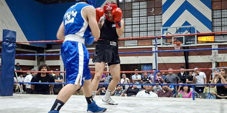 Cuentas positivas dejó el Campeonato Anual de Boxeo en Talca apoyado por el Gore Maule