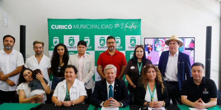 Lanzan programa de actividades gratuitas de verano 2026 en Curicó