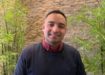 Cómo descansar realmente en verano: Especialista en neurociencia e inteligencia emocional entrega claves para padres y niños