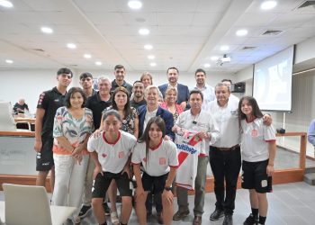 Gobierno del Maule inyecta recursos para concluir estadio La Granja de Curicó