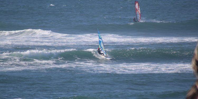 Playa de Llico se consolida como escenario del campeonato nacional de windsurf 2026