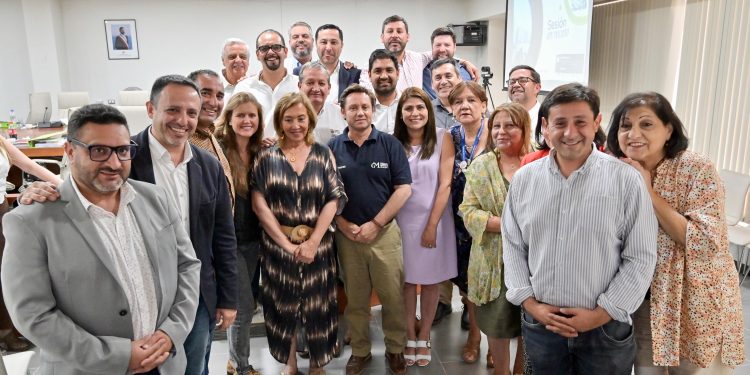 Gobierno del Maule aprueba por unanimidad recursos para reducir listas de espera y beneficiar a más de 100 mil usuarios