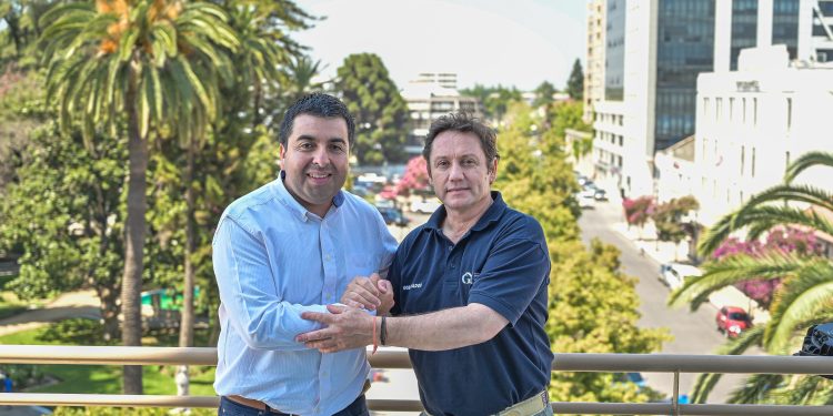 Gobernador del Maule se reúne con alcalde de San Javier para revisar avances en programas y proyectos de la comuna