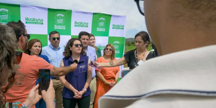 Ministra Toro visita el Maule y cifra en 82% el avance del Plan de Reconstrucción por las inundaciones del 2023