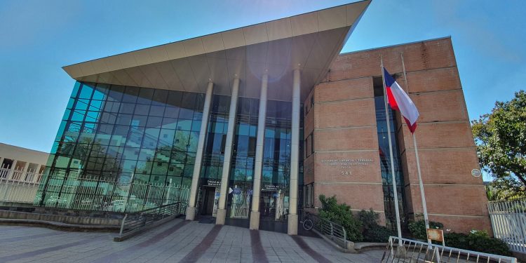 Caso cartas abandonadas en basural: Tribunal descarta responsabilidad del Servicio de Salud Maule y del Hospital Regional de Talca