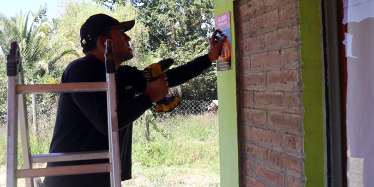 Sectores rurales protegidos: instalan 40 alarmas comunitarias en Puente Alto de Molina