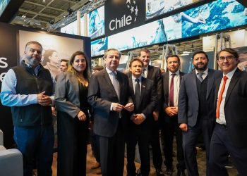 Gobernador Pedro Pablo Álvarez-Salamanca refuerza presencia del Maule en Wine París y apuesta por la internacionalización del vino regional y patrimonial