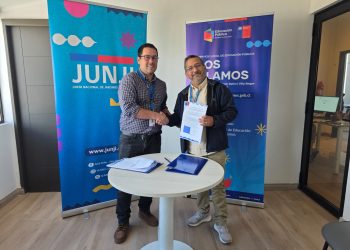 SLEP Los Álamos y JUNJI firmaron importante convenio para la administración de las salas cuna y jardines infantiles VTF