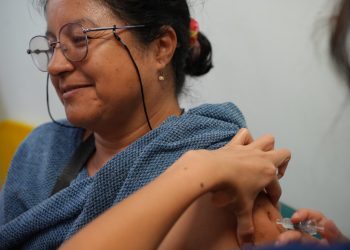 Hospital Regional de Talca inicia campaña de invierno y habilita punto fijo de vacunación