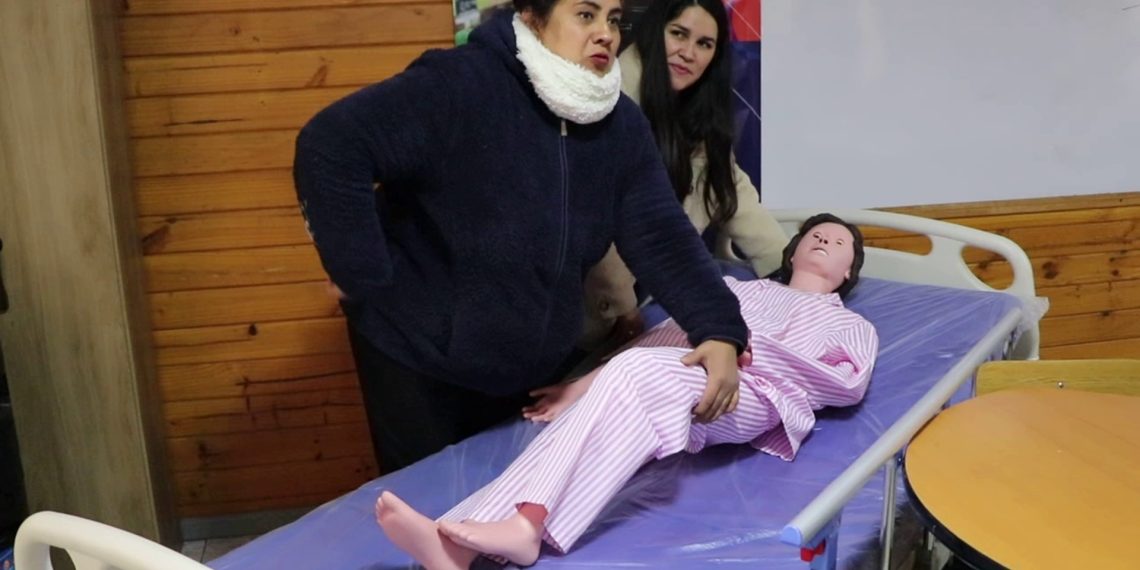 Sence Maule invita a postular a nuevos cursos gratuitos de cuidados a personas dependientes