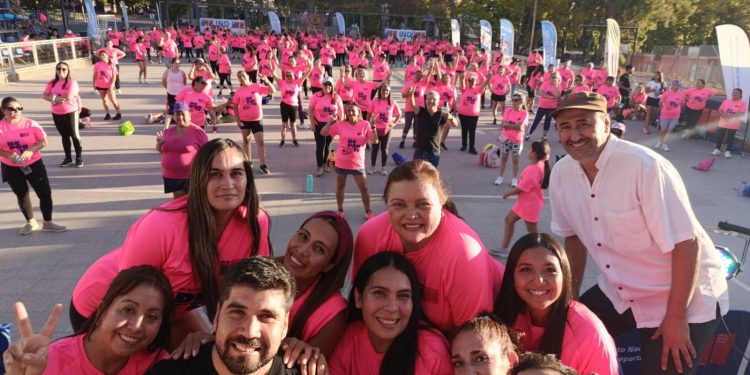 Mindep-IND conmemoró el Día Internacional de la Mujer con exitosa zumbatón