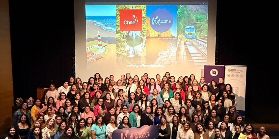 200 mujeres llegaron al taller de liderazgo femenino de Prefiero el Maule