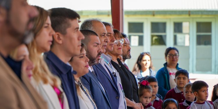 JUNAEB y SLEP Maule Costa inician entrega del Programa Útiles Escolares en el territorio