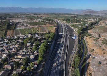 Nuevos Free Flow en Acceso Sur: Fin a peajes físicos en Santiago