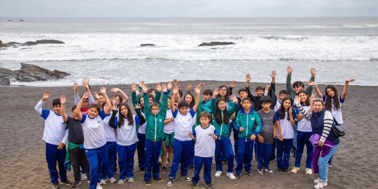 Convocan a estudiantes y docentes de la región del Maule a participar en concurso de educación ambiental