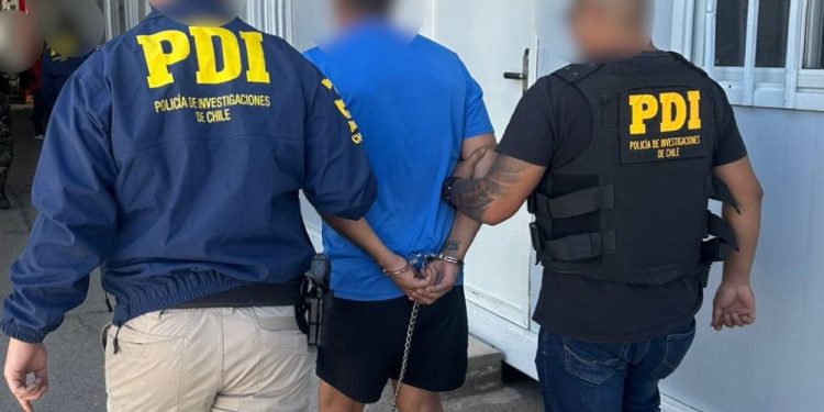 En Bolivia fue capturado líder de peligrosa banda criminal de Curicó