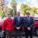 Gobierno Regional entrega camionetas a Romeral y retroexcavadora a Maule para fortalecer servicios municipales