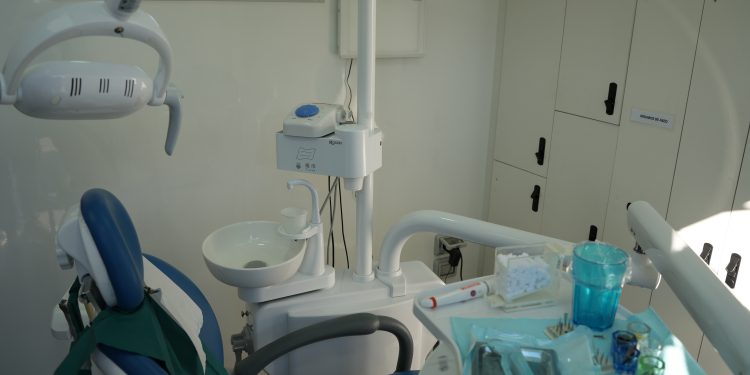 Día Mundial de la Salud Bucal: Servicio de Salud Maule alerta que la caries llega al 70% a los 6 años y llama a reforzar la prevención desde la infancia