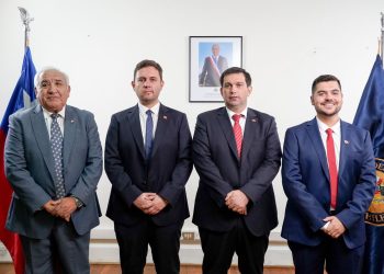 Delegado Prieto presenta a los seremis de Transportes, Bienes Nacionales y Desarrollo Social