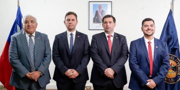 Delegado Prieto presenta a los seremis de Transportes, Bienes Nacionales y Desarrollo Social