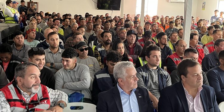 Conmemoración del Día del Trabajador y la Trabajadora de la Construcción en el Maule destaca el compromiso y valor del capital humano del sector