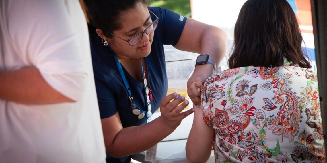 Región del Maule lidera vacunación contra influenza y refuerza llamado a grupos de riesgo